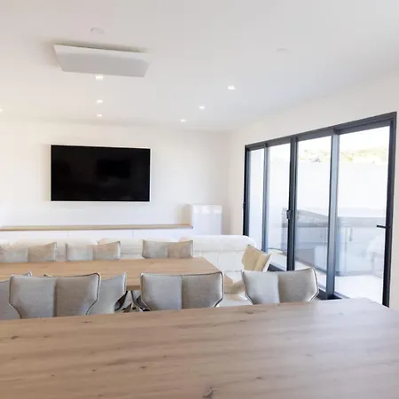 Villa Evasion - Pour 8 Personnes Avec Vue Narbonne